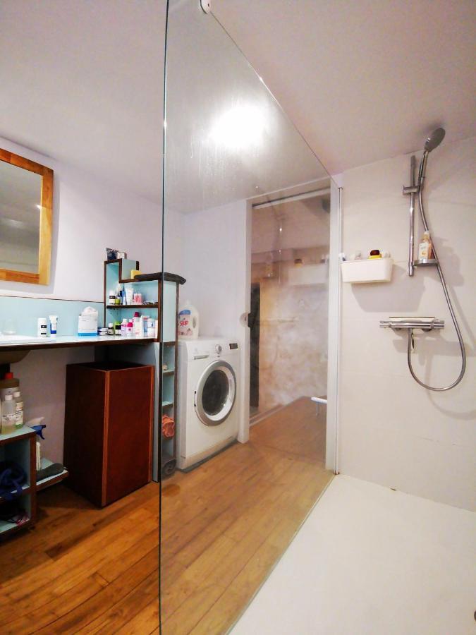 La Maison De Thomas Saint-Amant-de-Boixe ภายนอก รูปภาพ